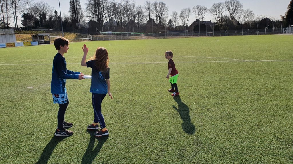 Kindertraining Ultimate Frisbee Lübeck Sport